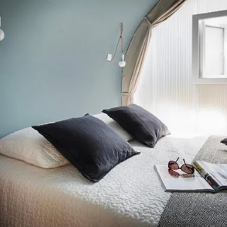 Aire Naturelle La Loire Fleurie Kemping *